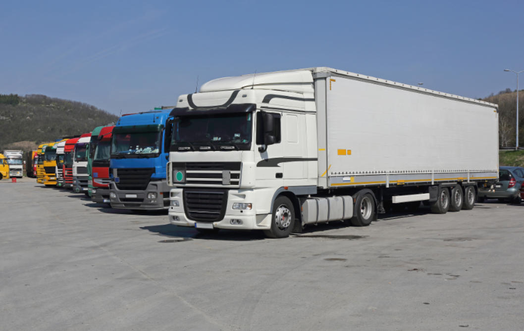 回程车整车物流公司办公场景和运输团队